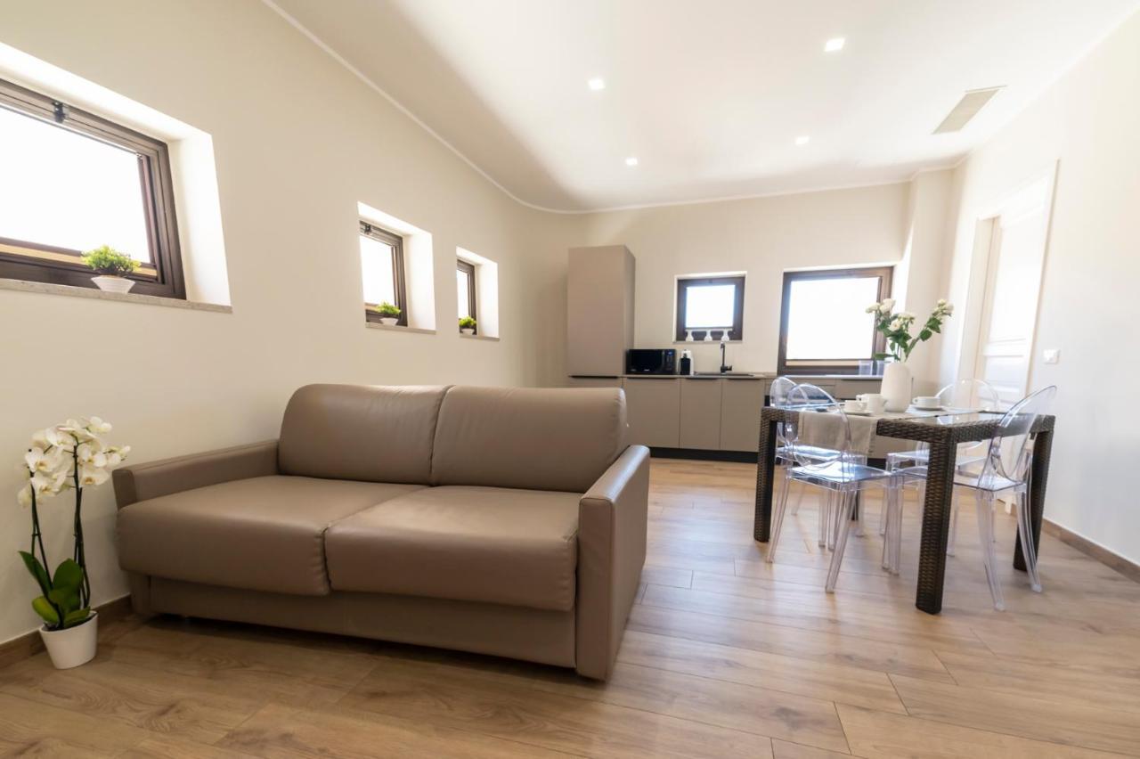 Couette-café Ruggero Settimo - &